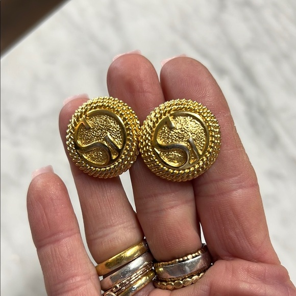 Vintage St. John Monogram Gold Tone Two Cuff Links - Picture 1 of 4